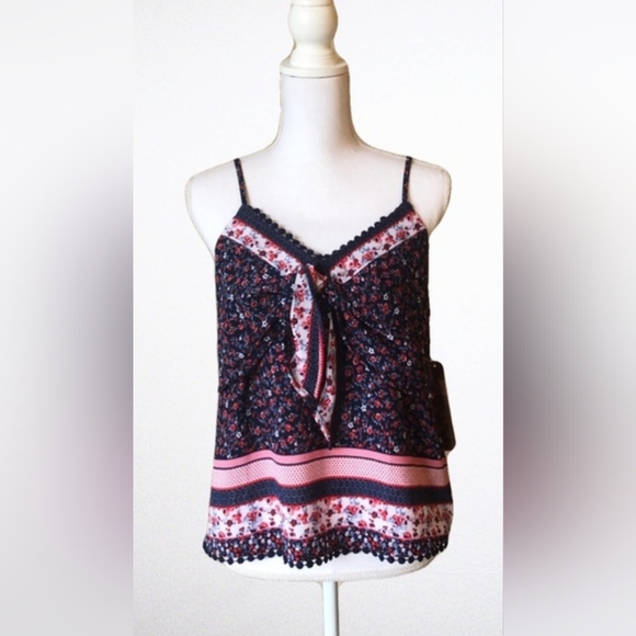 NWOT No Boundaries Red, White & Blue Floral Adjustable Spaghetti Strap T… - Picture 3 of 6